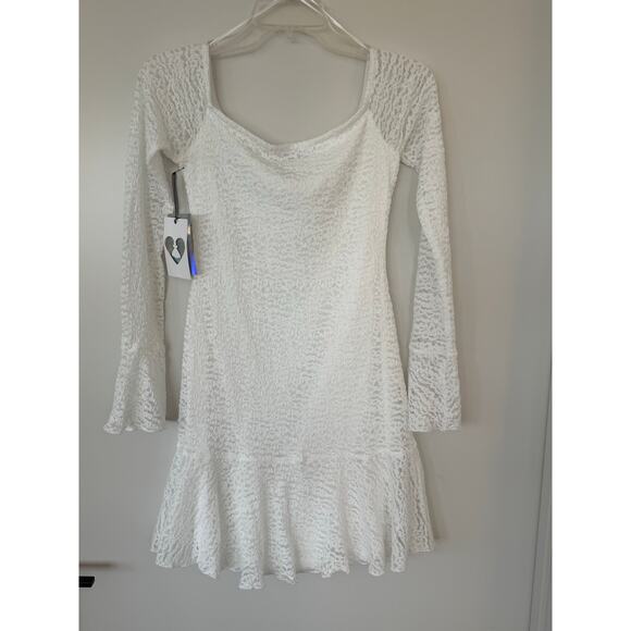 IRIS Lace Overlay Long Sleeve Mini Dress – Size M (Juniors Fit) - Picture 4 of 7